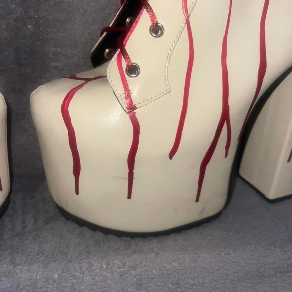 Trickz N Treatz Scream Queen Size 9 Women's Bloody Platform Boots